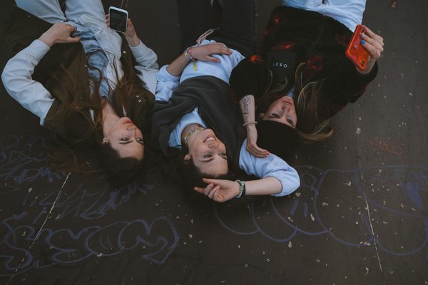 Explorez les Lunettes de Soleil Indispensables pour Rayonner cet Été !